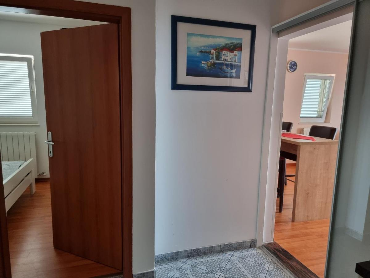 Apartments Katarina Smrika Exterior photo